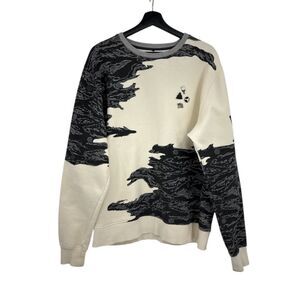 Akoo Sweatshirt Mens Size XL Crew Neck Cream Black camouflage graphicstreetwear